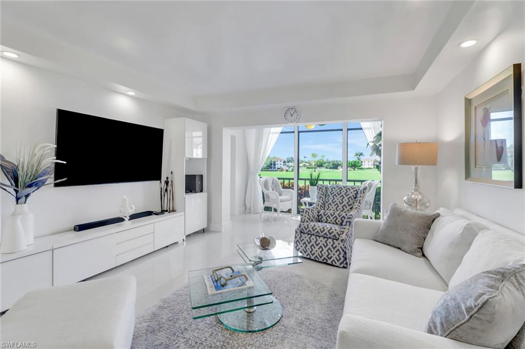 HIGH POINT COUNTRY CLUB - Residential Lease