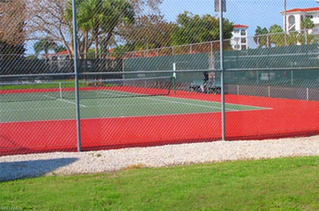 HIGH POINT COUNTRY CLUB - Residential Lease