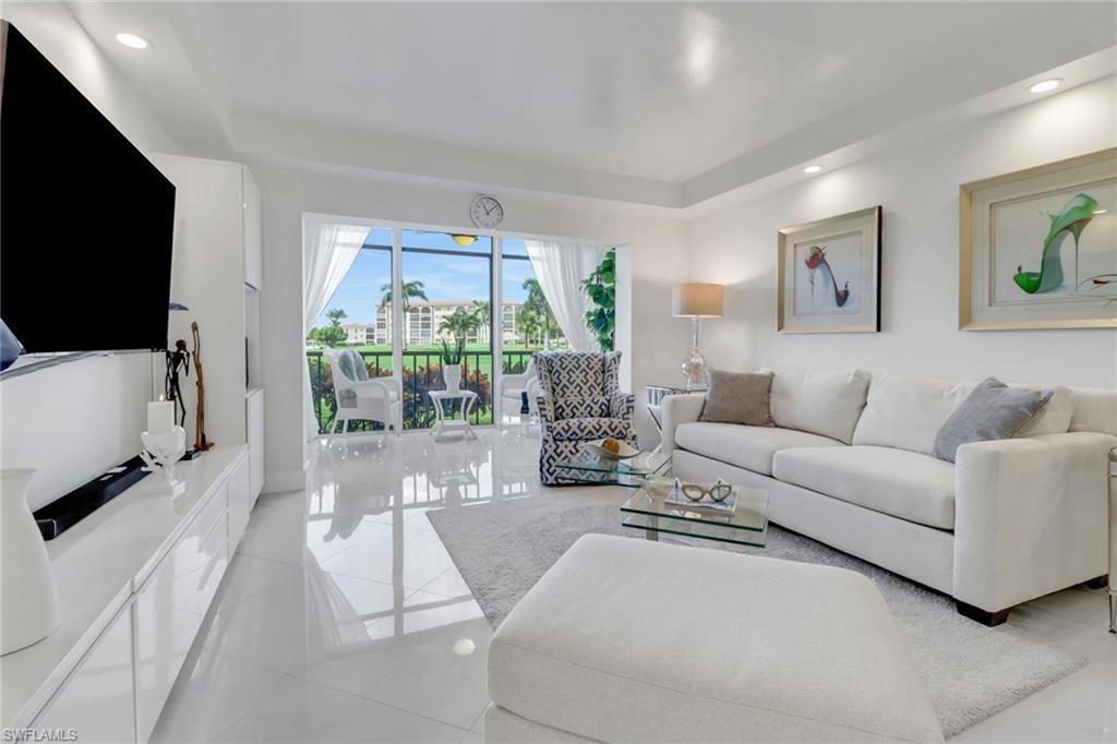 HIGH POINT COUNTRY CLUB - Residential Lease