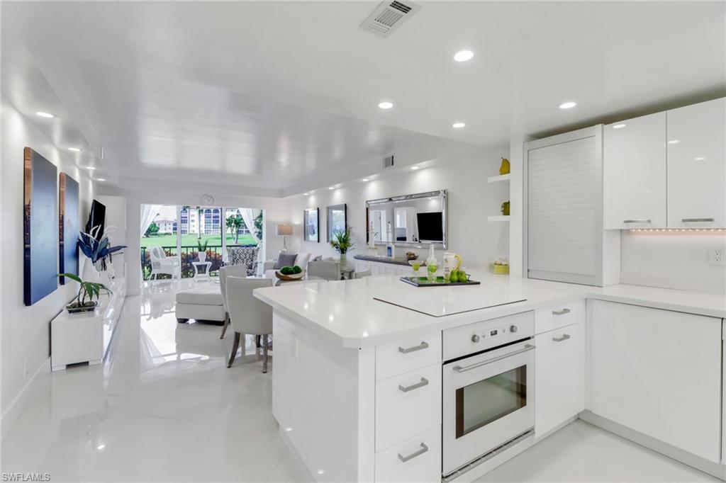 HIGH POINT COUNTRY CLUB - Residential Lease