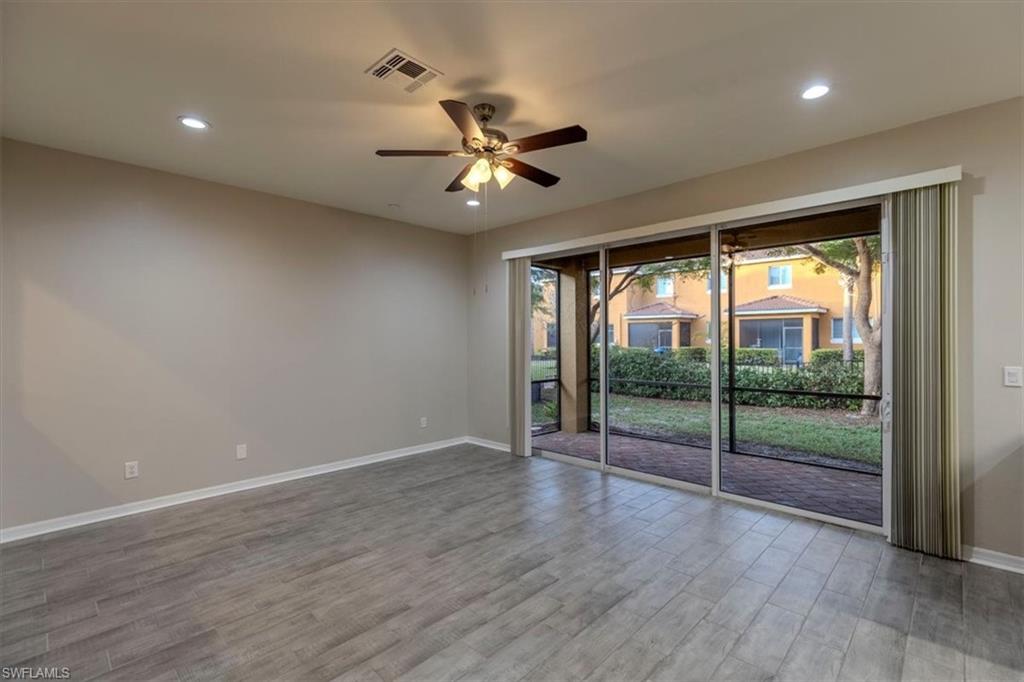 COPPER OAKS - Residential