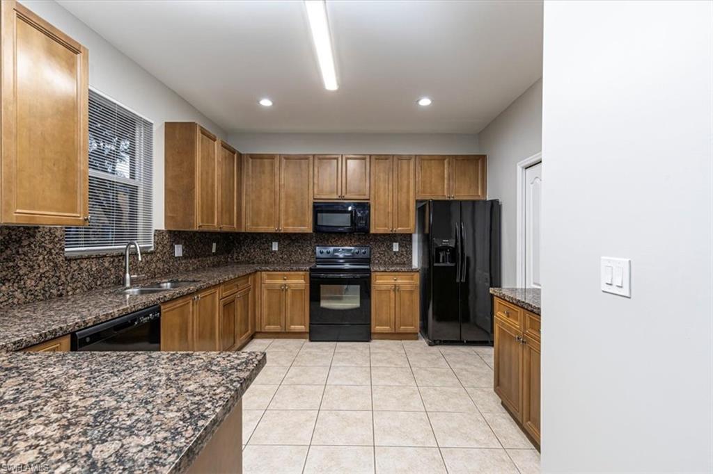 COPPER OAKS - Residential