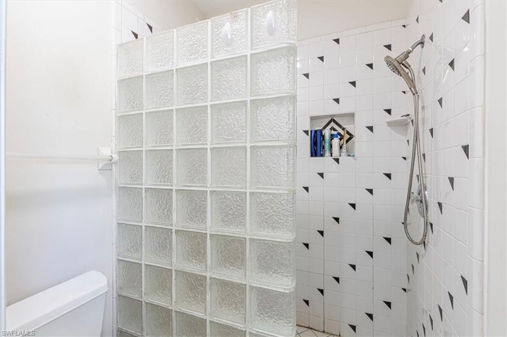 THE COTTAGES - Residential