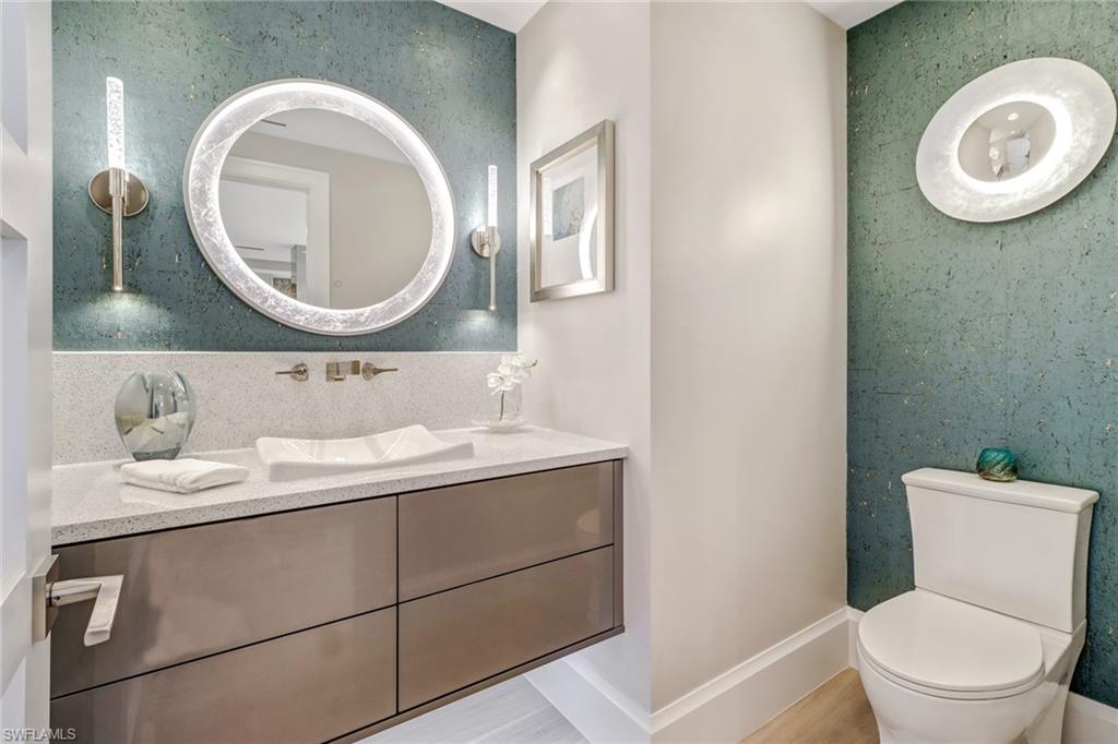 PARK PLAZA - Residential