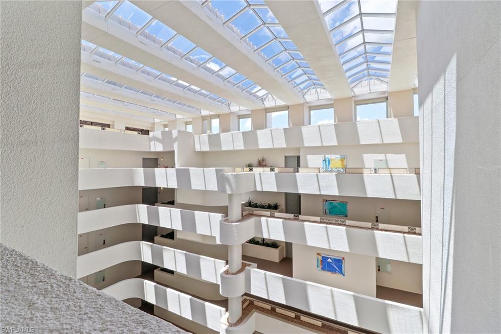 PARK PLAZA - Residential