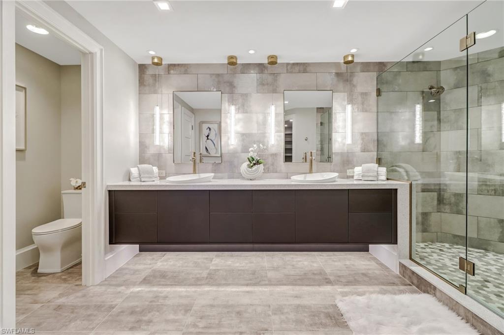 PARK PLAZA - Residential