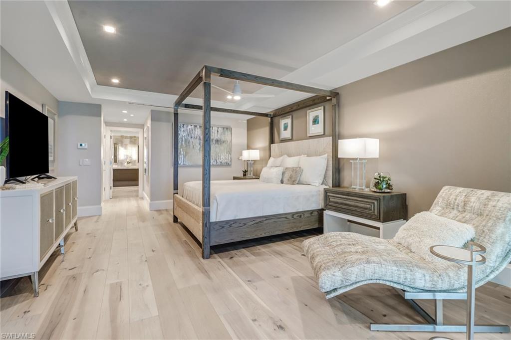 PARK PLAZA - Residential