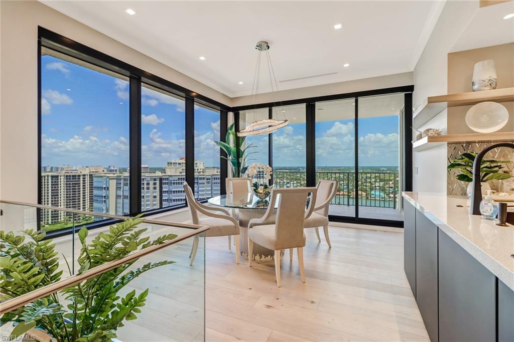 PARK PLAZA - Residential