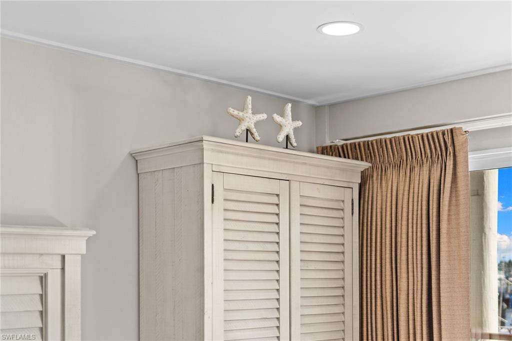 COVE INN - Residential