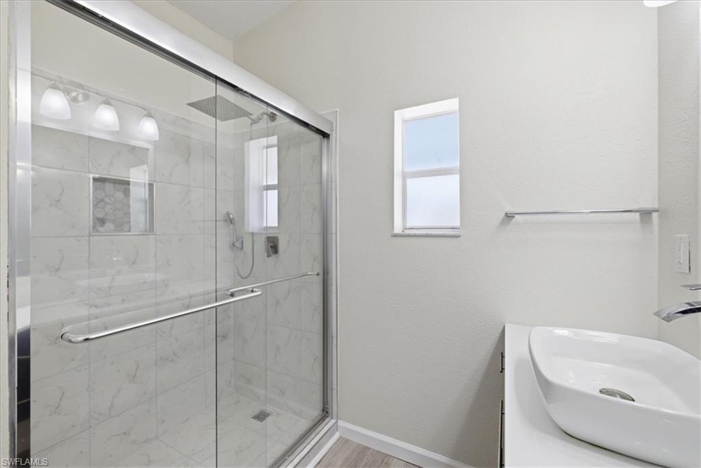 INDIAN CREEK - Residential Lease