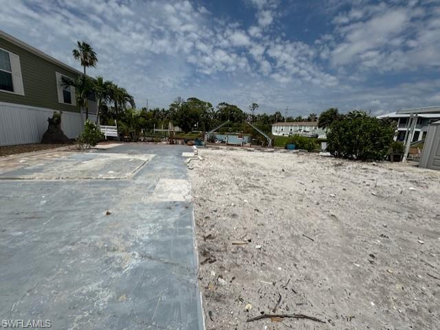 SPRING CREEK VILLAGE - Land