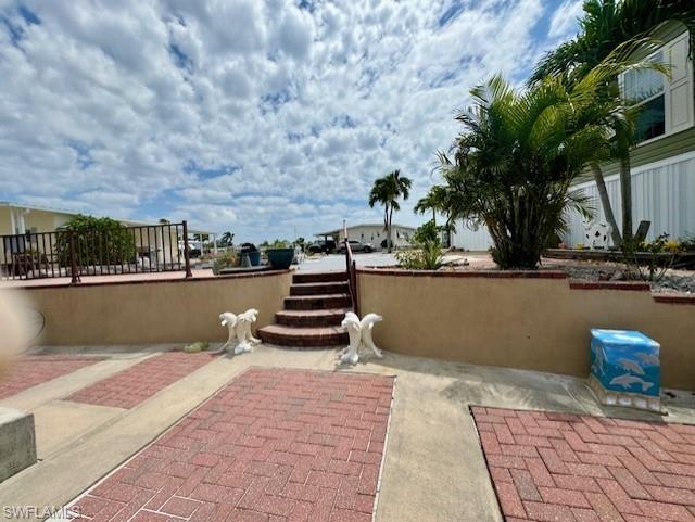 SPRING CREEK VILLAGE - Land