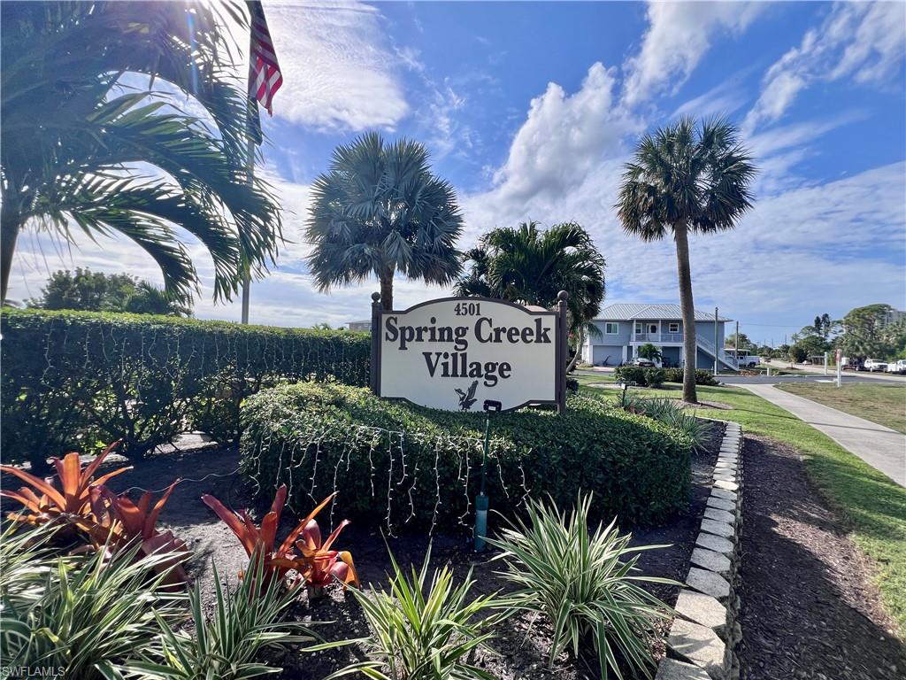 SPRING CREEK VILLAGE - Land