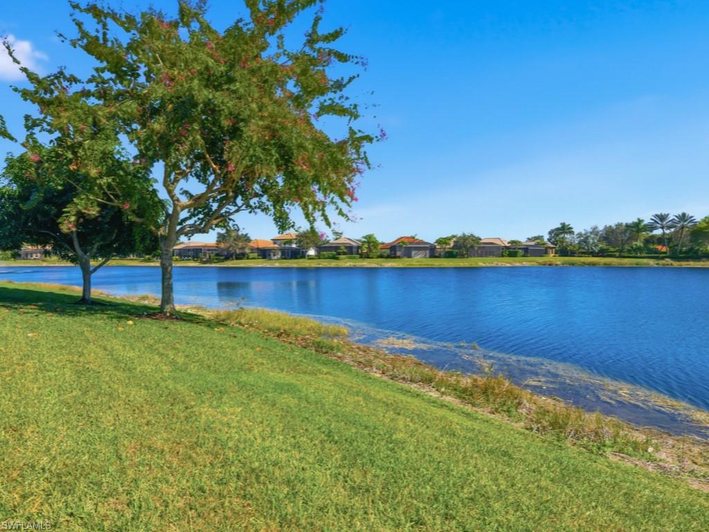 LAKOYA - Residential