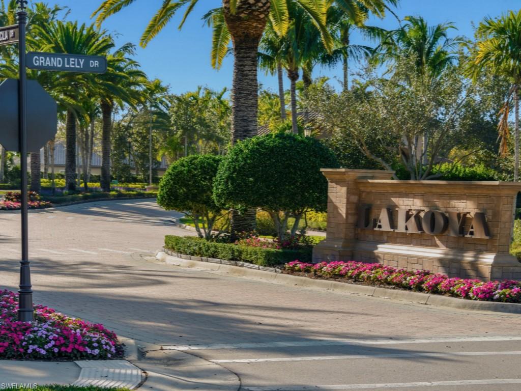 LAKOYA - Residential