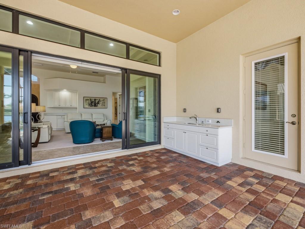 LAKOYA - Residential