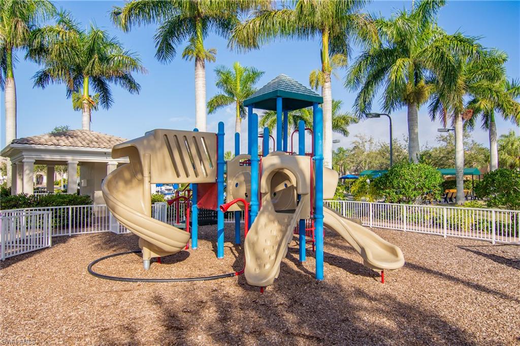 VILLAGE WALK OF BONITA SPRINGS - Residential