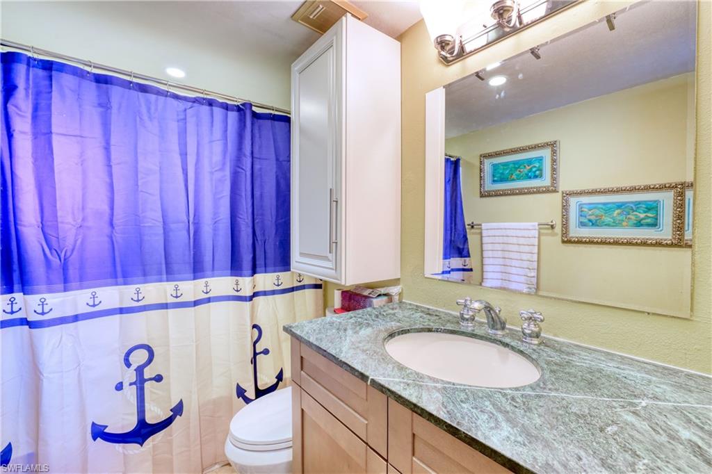 SEVEN LAKES - Residential