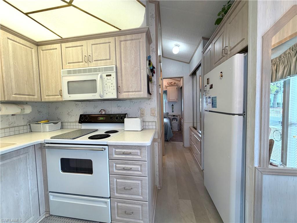 RIVERWOODS PLANTATION - Residential