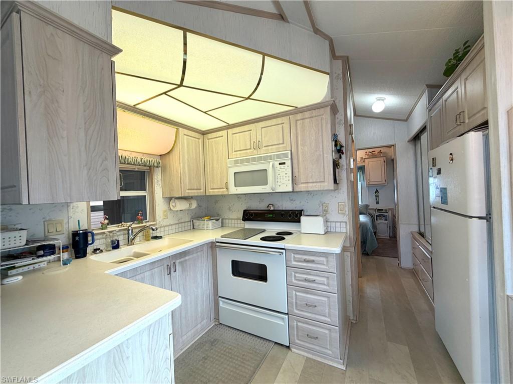 RIVERWOODS PLANTATION - Residential