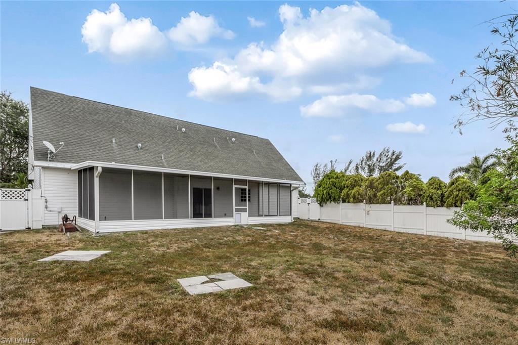 CAPE CORAL - Residential