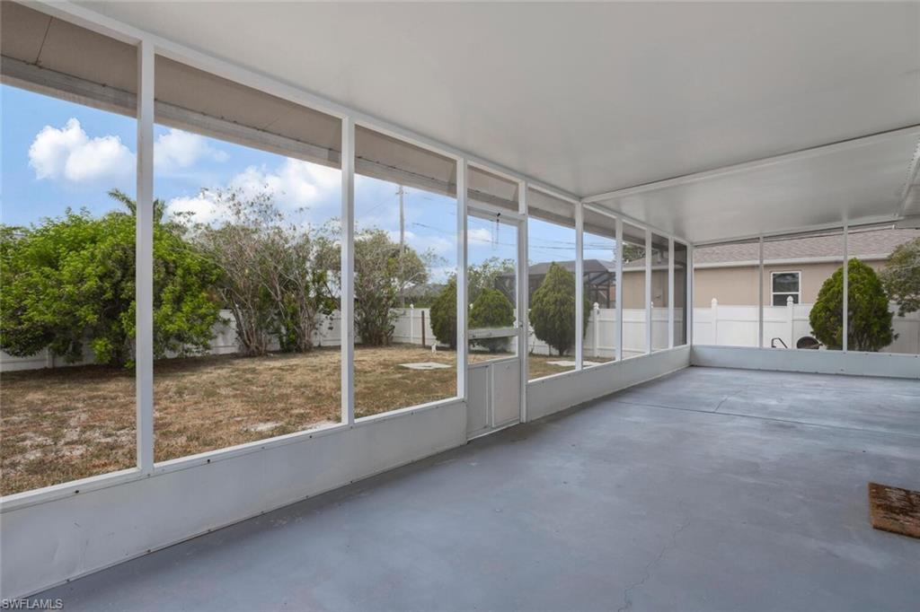 CAPE CORAL - Residential