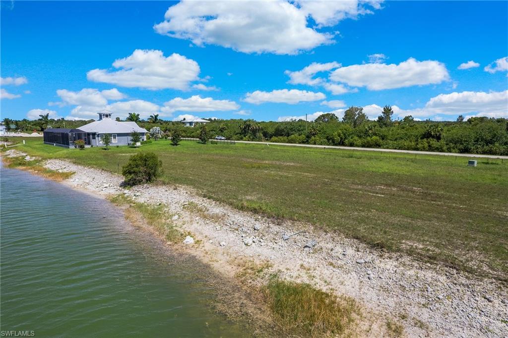 SADDLEBROOK LAKES - Land