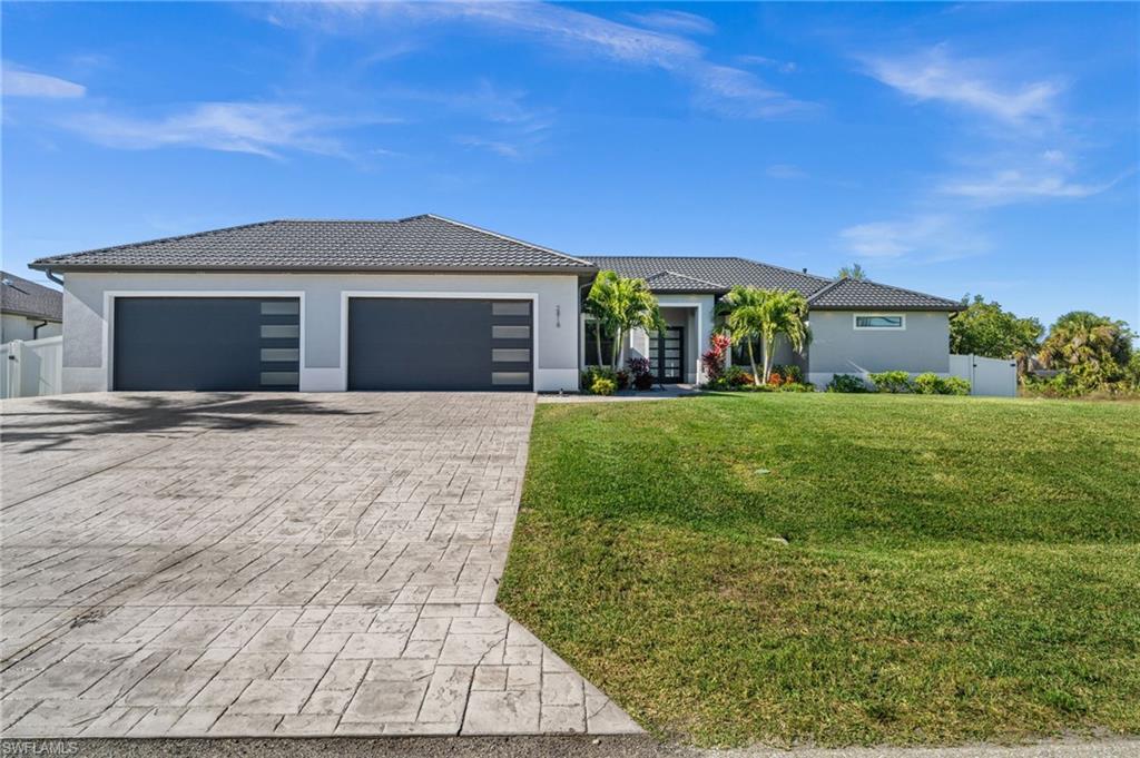 CAPE CORAL - Residential