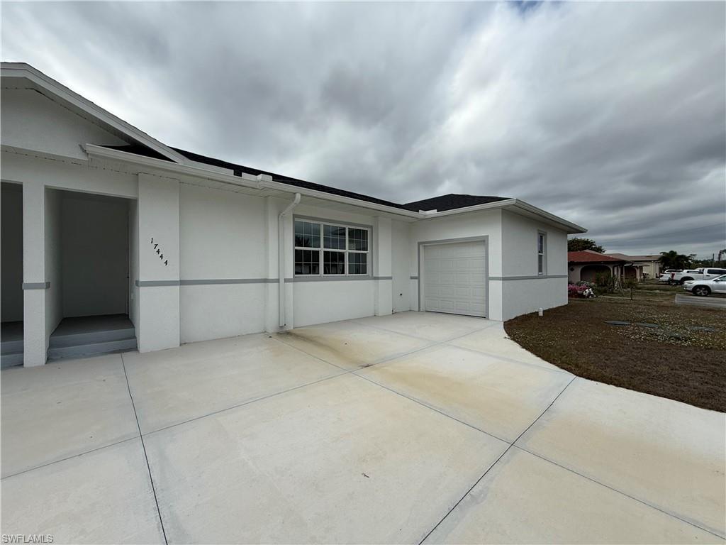 SAN CARLOS PARK - Residential Lease