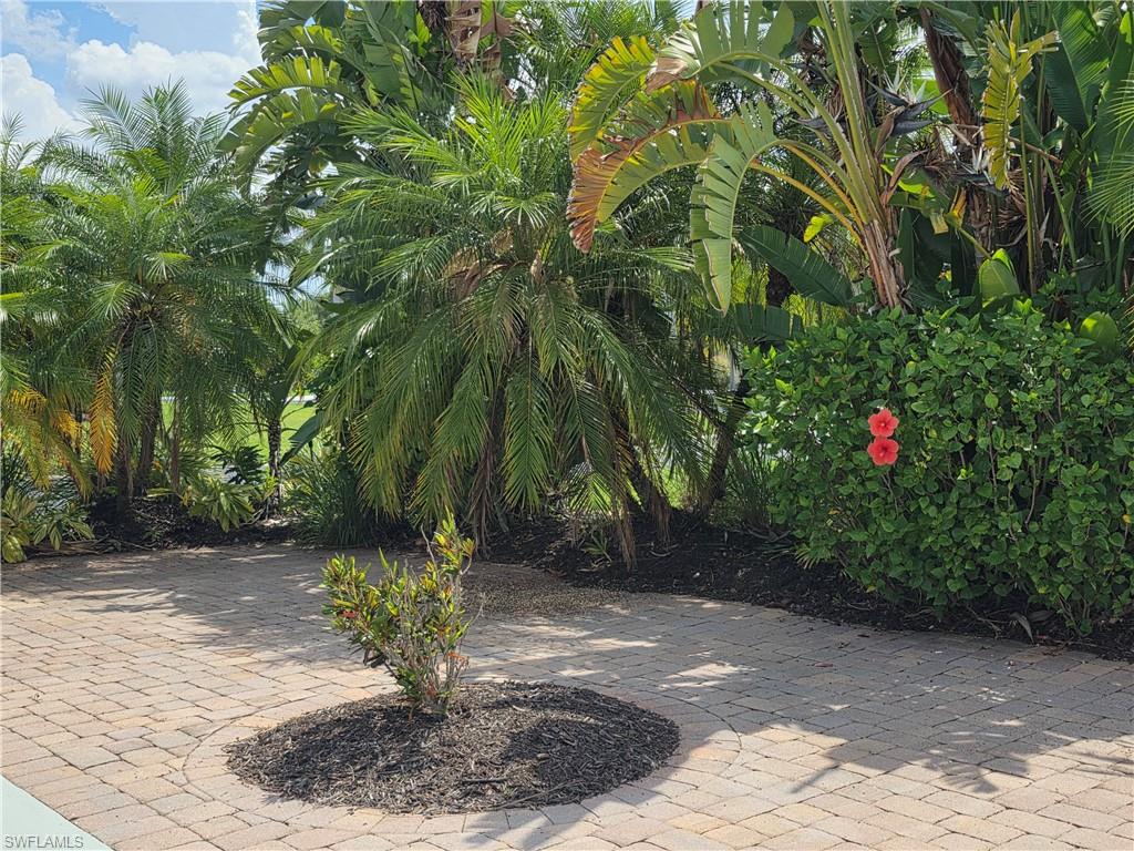 RIVERBEND MOTORCOACH RESORT - Land