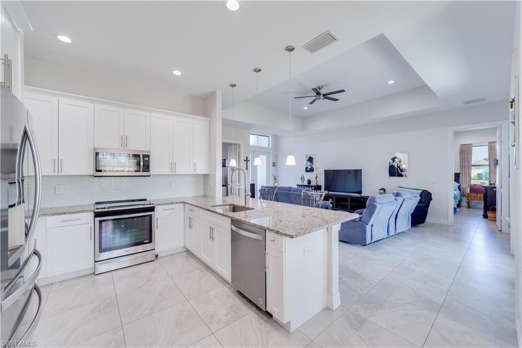 GOLDEN GATE ESTATES - Residential