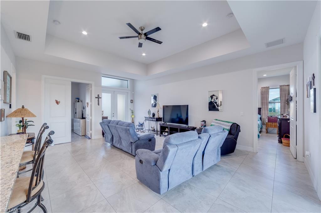 GOLDEN GATE ESTATES - Residential