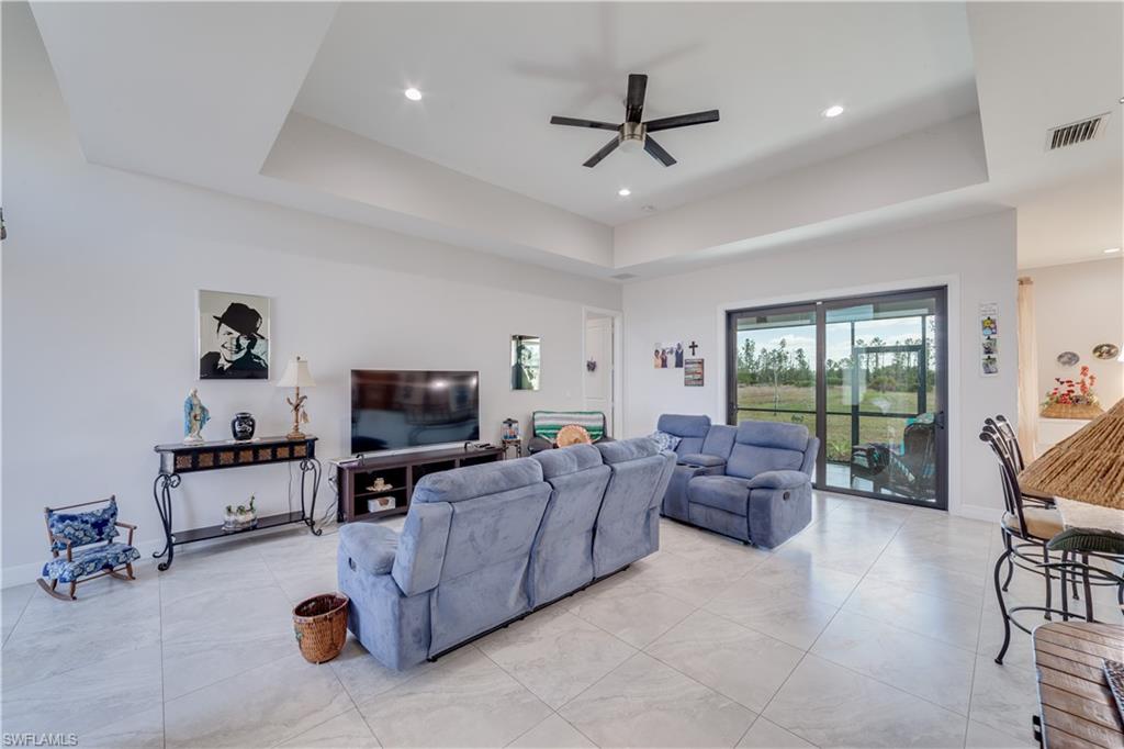 GOLDEN GATE ESTATES - Residential