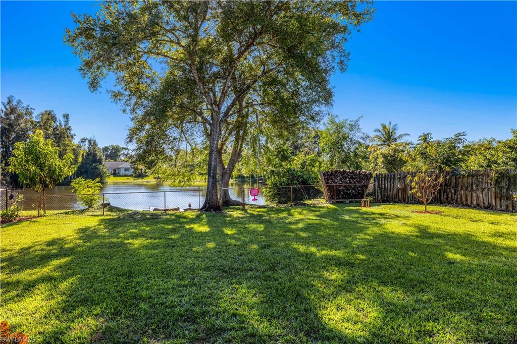 SAN CARLOS PARK - Residential