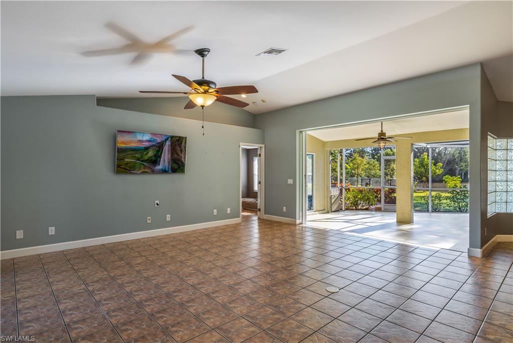 SAN CARLOS PARK - Residential