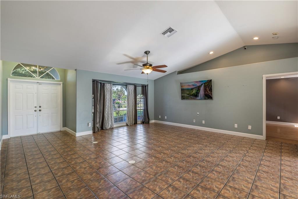SAN CARLOS PARK - Residential