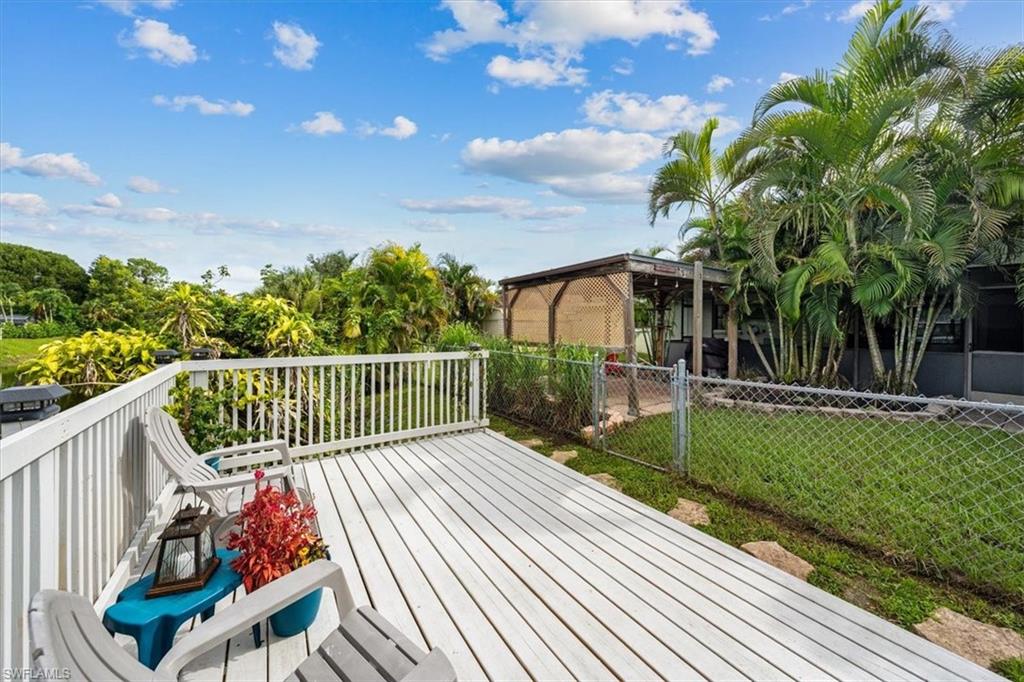 GOLDEN GATE CITY - Residential