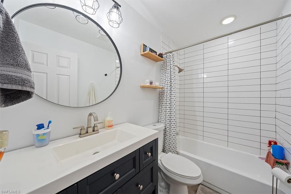 GOLDEN GATE CITY - Residential