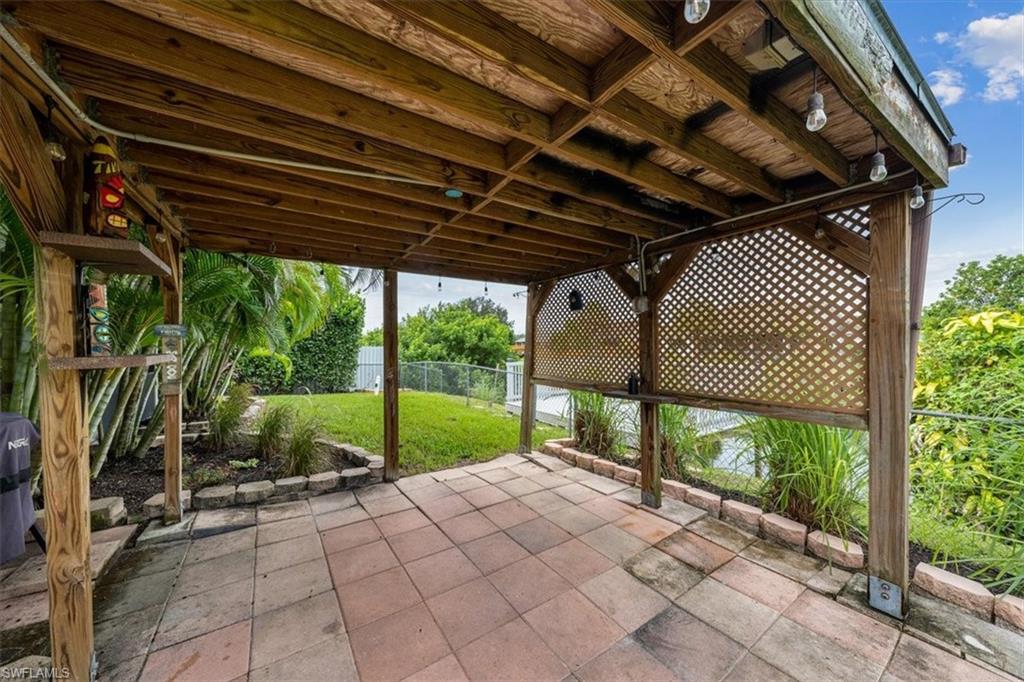 GOLDEN GATE CITY - Residential