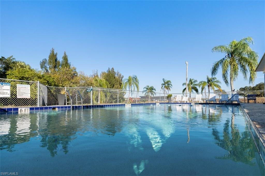 MOORE HAVEN - Residential