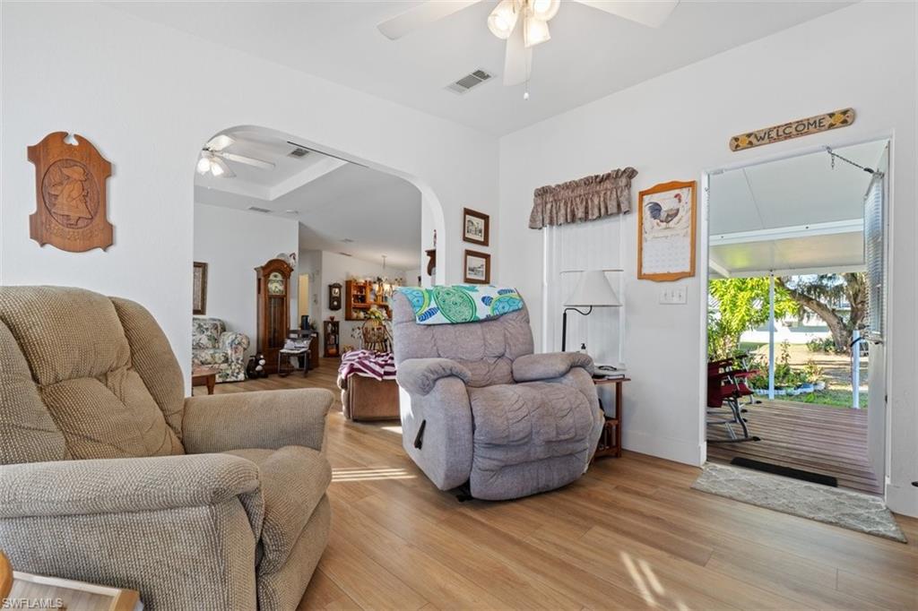 MOORE HAVEN - Residential