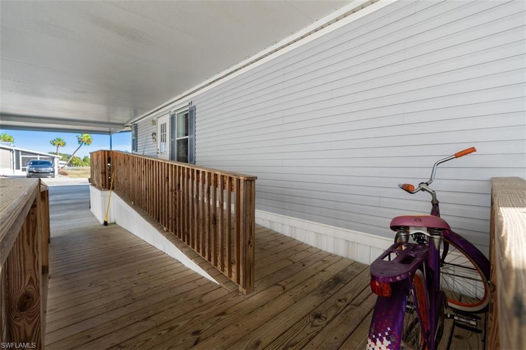 MOORE HAVEN - Residential