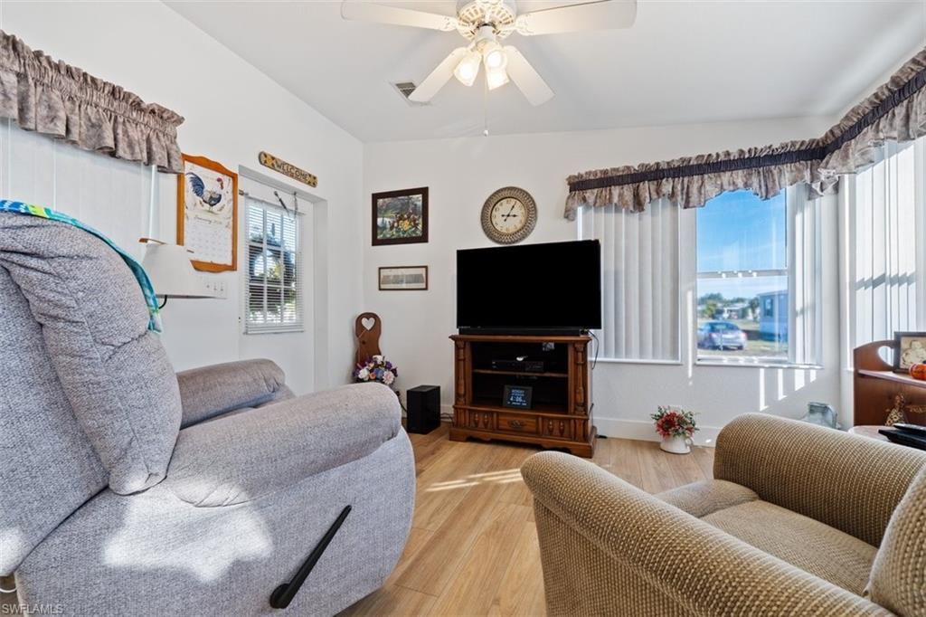 MOORE HAVEN - Residential