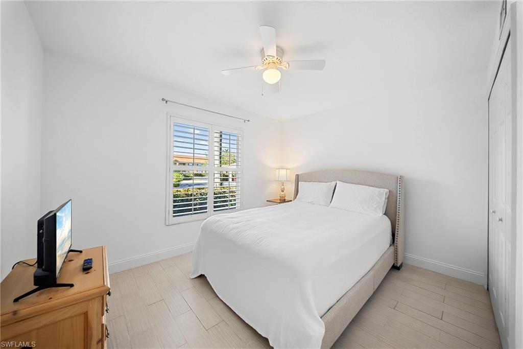 HUNTINGTON LAKES - Residential