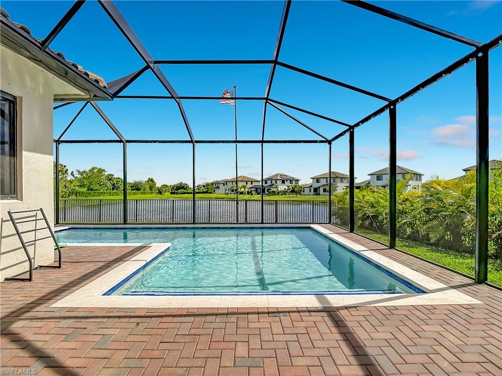 MAPLE RIDGE - Residential