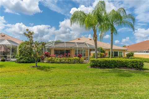 A home in NAPLES