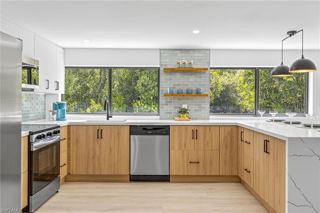 SANIBEL ESTATES - Residential Lease