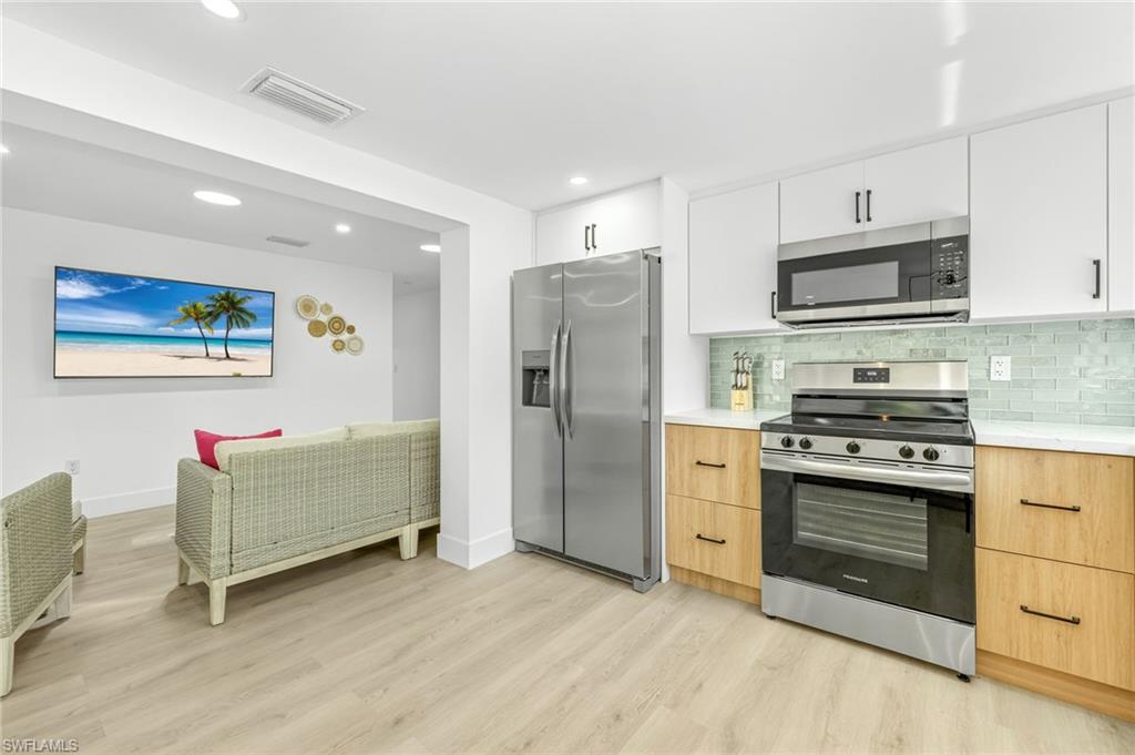 SANIBEL ESTATES - Residential Lease