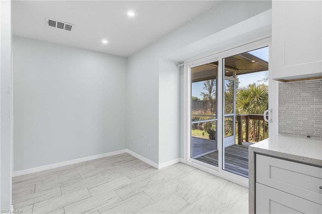 SAN CARLOS PARK - Residential Lease