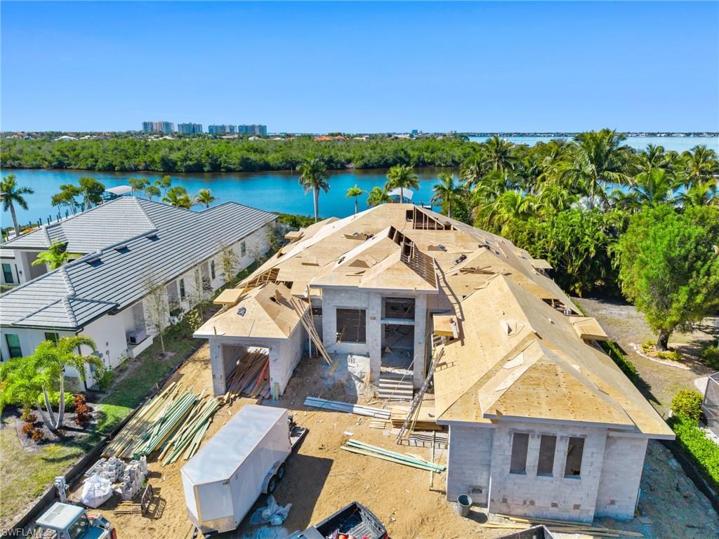 TOWN AND RIVER - Residential